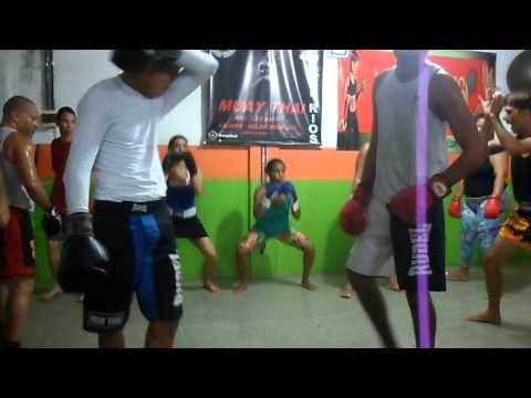 TREINO NA WAY FITNESS,TREINO DURO LUTA FÁCIL...NIKOLAI/ATTAK/CAMAÇARI KRU LEO IURY