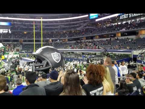 #CiboloSteeleHighschoolFootball at #UILstate championship game against #desoto at #attstadium