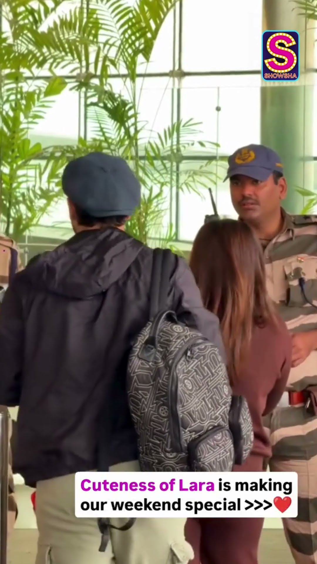 Cuties Varun Dhawan \u0026 Natasha Dalal Spotted At Airport With Their Little Bundle Of Joy Lara | N18S