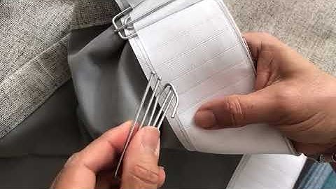 Gordijnhaakjes plaatsen en plooien maken in de plooiband