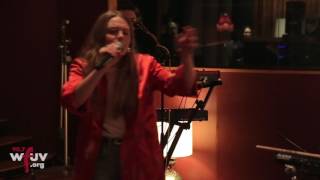 Maggie Rogers - &quot;On + Off&quot; (Electric Lady Sessions)