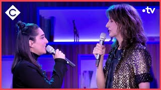 Le Live : Valérie Lemercier et Victoria Sio “Je sais pas” - C à Vous - 05/11/2021