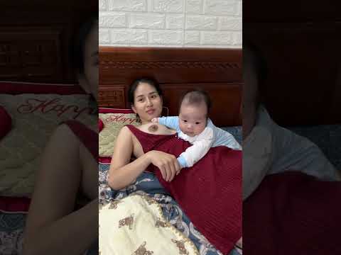 Ibu muda menyusui- #ibumenyusui #mamamuda #breastfeeding