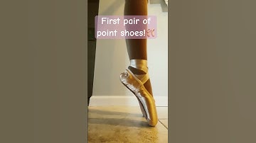 First pair of pointe shoes! 🩰