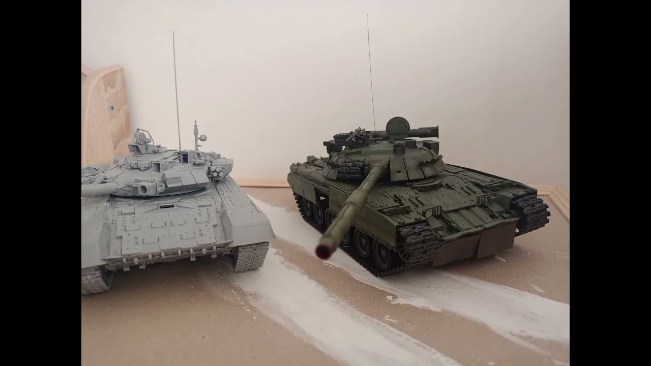 Диорама с танком Т 80 УД в поле от фирмы Звезда 