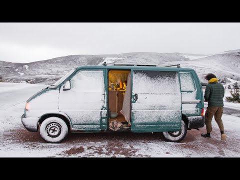 Winter Van Life in Scotland | Snow and Hiking in the Cairngorms