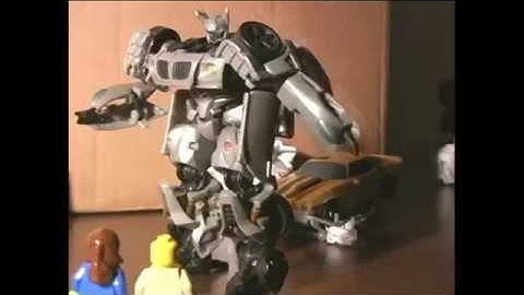 Transformers - Introducing the Autobots (stop-motion)