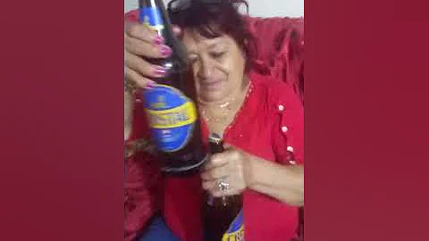 como abrir una botella de cerveza sin abridor