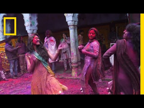 Get an Up-Close Look at the Colorful Holi Festival | National Geographic