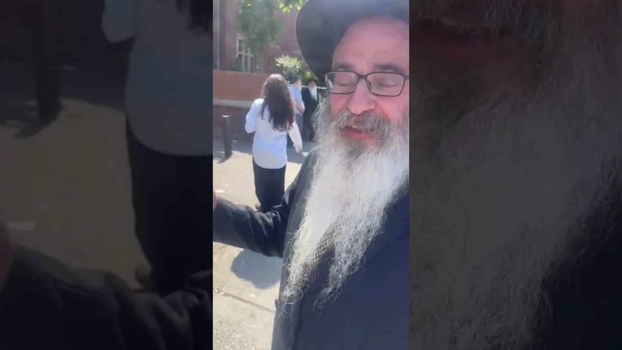 R' Rafi Tennenhaus: Mivtza “Aseres Hadibros” Truck from 5740