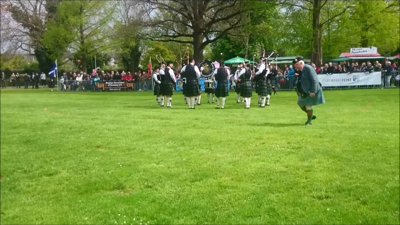 Dresden Pipes and Drums Peine 2017 Grade 4 March YouTube