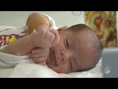 Video: Scienziati Britannici Hanno Creato Una Tecnologia Per La Nascita Di Bambini Da Tre Genitori - Visualizzazione Alternativa