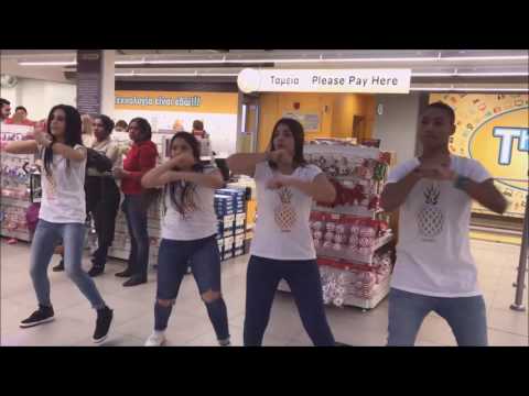 Just Dance 2017 Scream And Shout By Will I Am Ft Britney Spears 