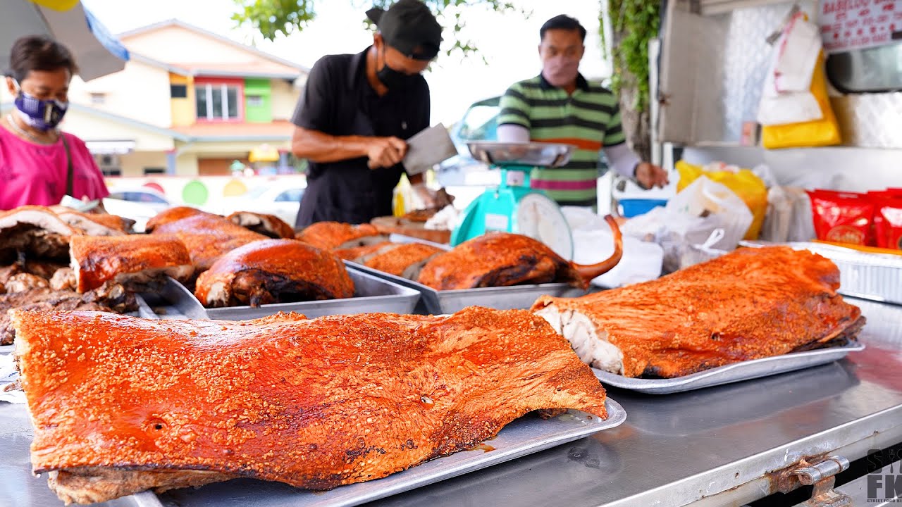 4 hours sold out! THE ROAST PORK BELLY VENDOR in Kuala Lumpur l Malaysia Street Food