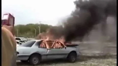 F-500 EA Extinguishes Car Fire-Ontario