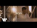 Capture de la vidéo Riopy - Bee [Official Music Video]