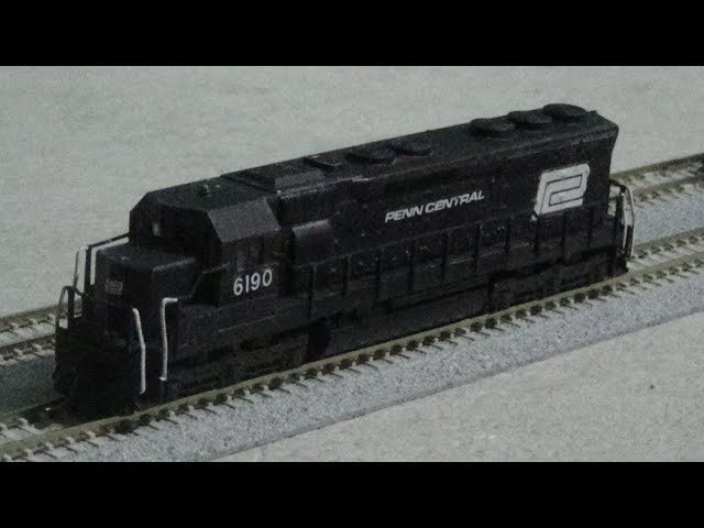 KATO HO CP Rail EMD SD45 37-1701 #5493⑱ Kato 37-1701 HO Scale CP Rail SD-45 Diesel Locomotive #5493