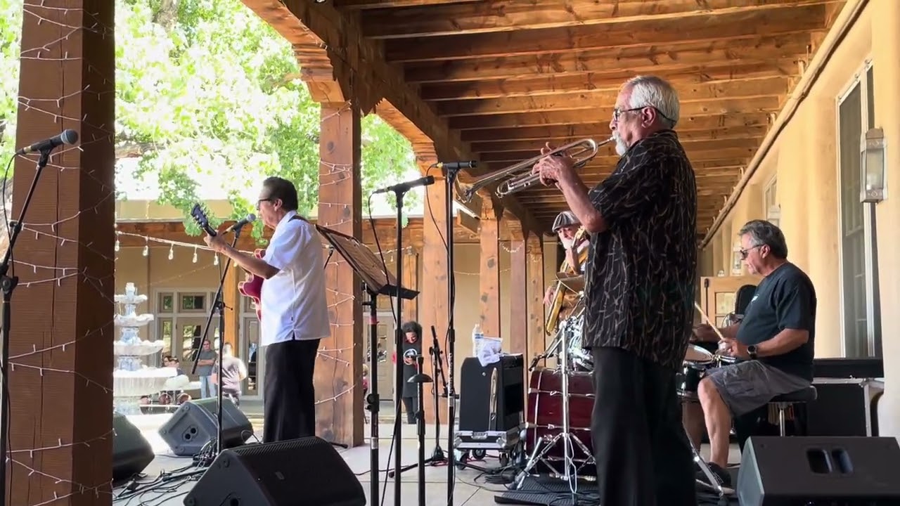 Roberto Griego - Ay Amor