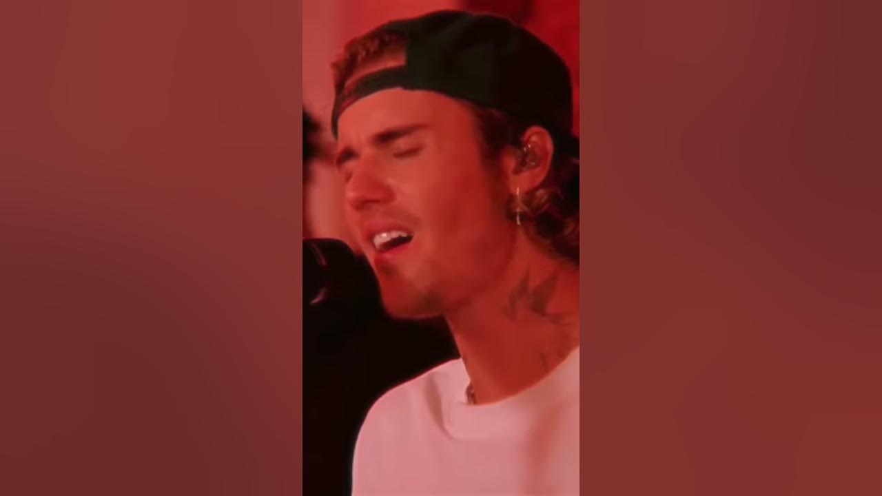 Justin Bieber Showing Off His Vocals