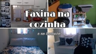Faxina Na Lavanderia Lavei O Banheiro Manutenção Da Casa Café Da Manhã E