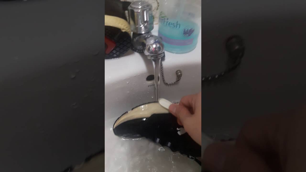 Removing Black Stain From Shoe Rubber Outsole By Simply Rubbing A Removing Black Stain From Shoe Rubber Outsole By Simply Rubbing A Plastic Spoon