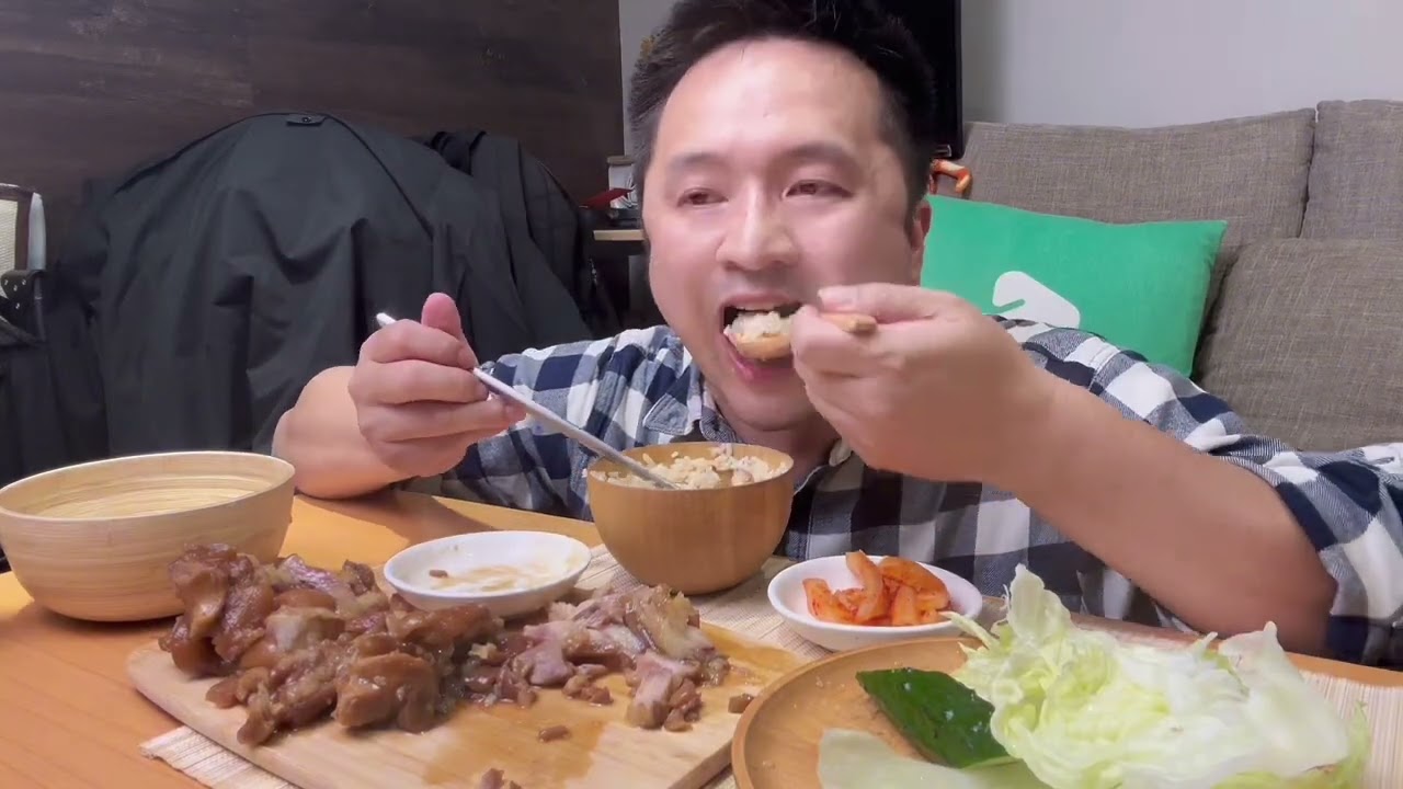 滷豬腳・腿庫 ASMR 吃播｜深夜食驗室 Braised Pork ASMR | No Talking Mukbang