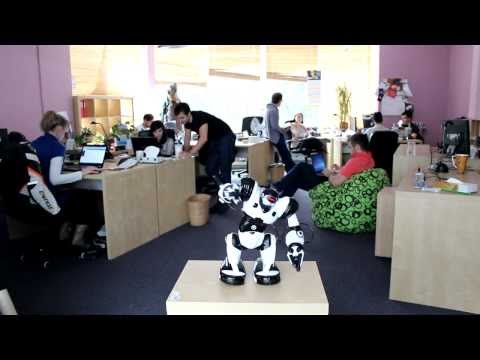 Robot Harlem Shake - Goldbach Audience - Warsaw Poland - 1% dla Kasi