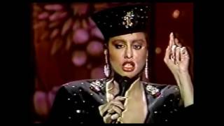 Video thumbnail of "Phyllis Hyman - Living All Alone (Live 1987)"