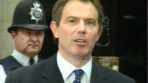 Tony Blair's Victory speech on his arrival in Down...
