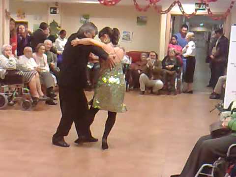 Escuela Elena Arroyo - Navidad 2009 - Tango Argentino