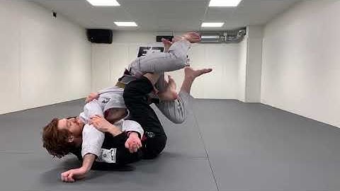 How To Connect Your Lasso-Spider Game To Your Butterfly Guard By Jonathan Thomas