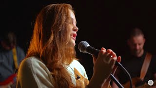 Fóris Szonja Confetti - Tori Kelly Cover