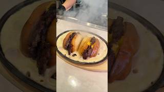 【熱々鉄板にとろとろチーズ流し込む!背徳ハンバーガー🧀】#cheeseburger
