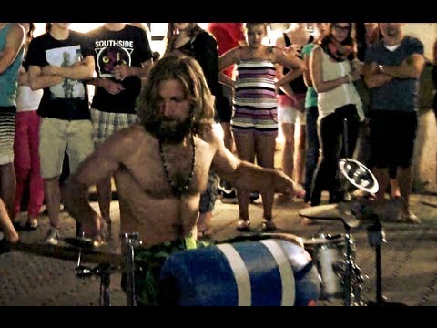 amazing-street-drummer-performance-with-bare-chest