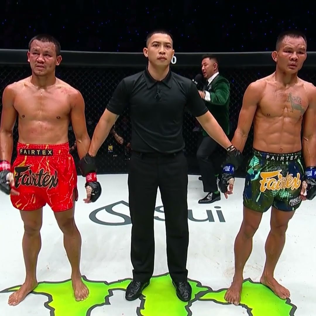 Yield to NO ONE ?‍♂️ Seksan outslugs Soe Lin Oo and earn his 10th victory in the Circle!