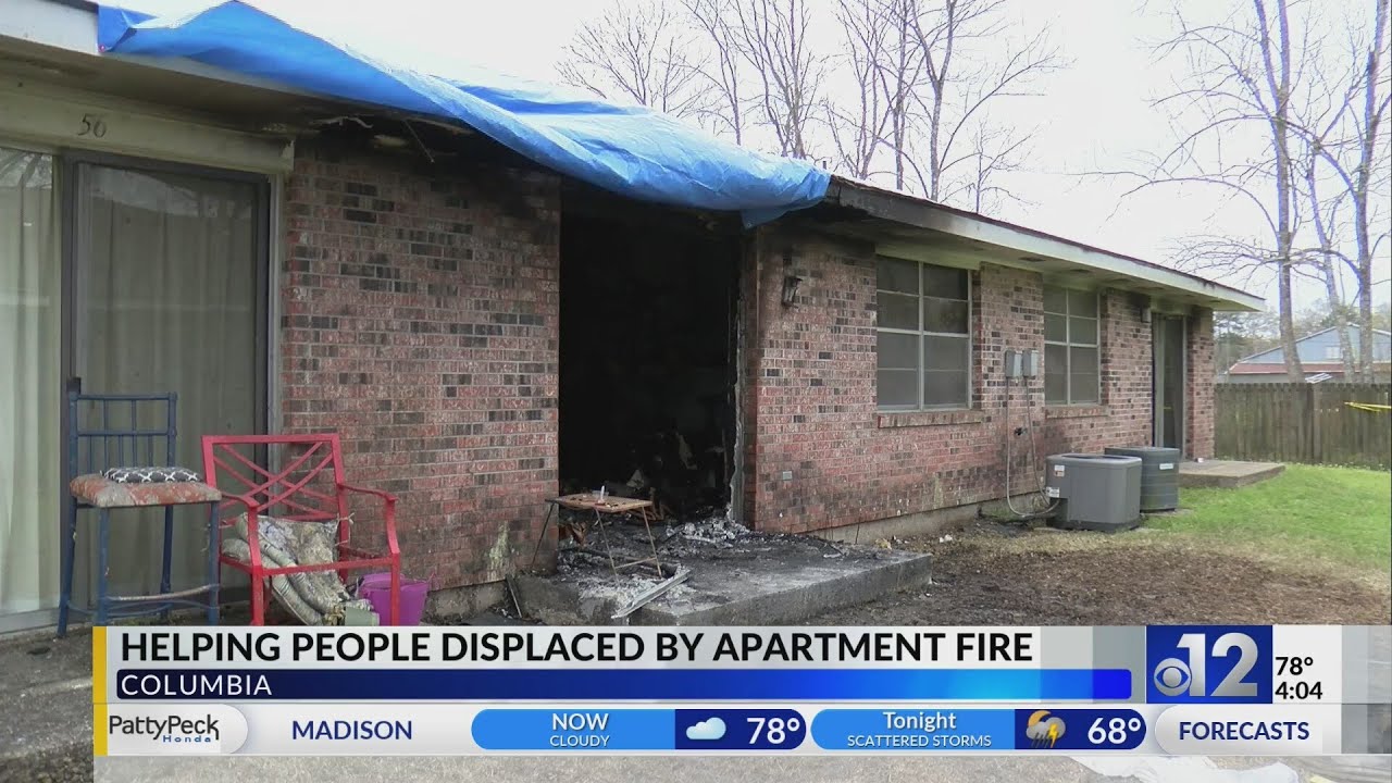 Columbia police help those displaced in fatal apartment fire - YouTube