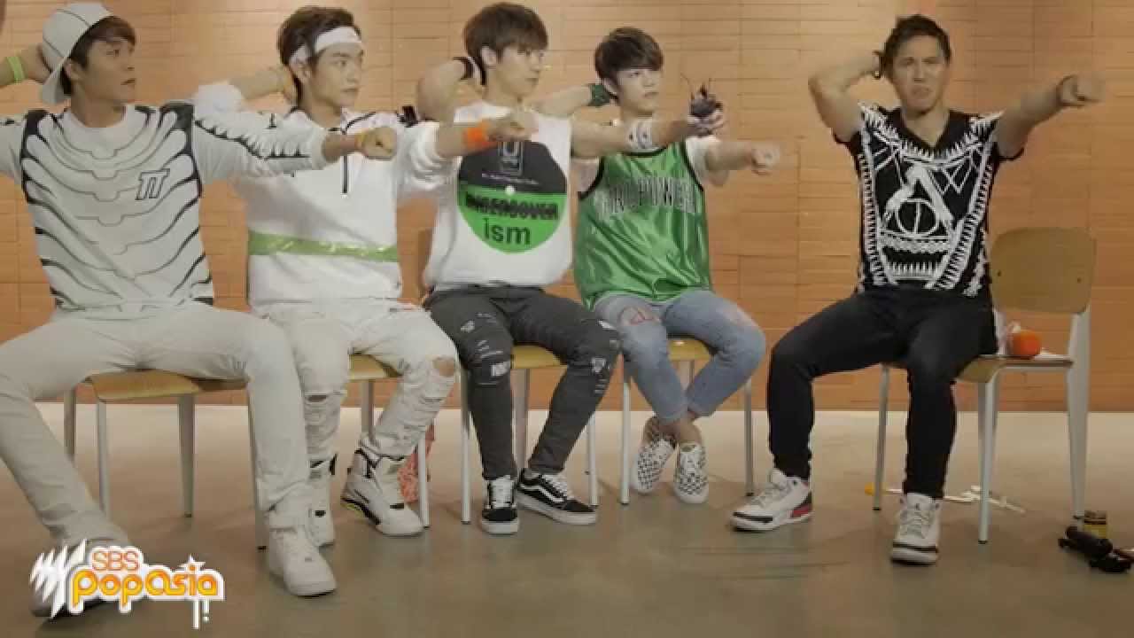 NFlying talk artists they like + taste Vegemite