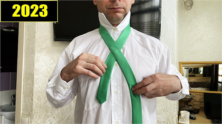 How to tie a tie?