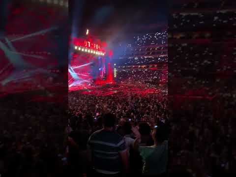 Aventura, cardi b
