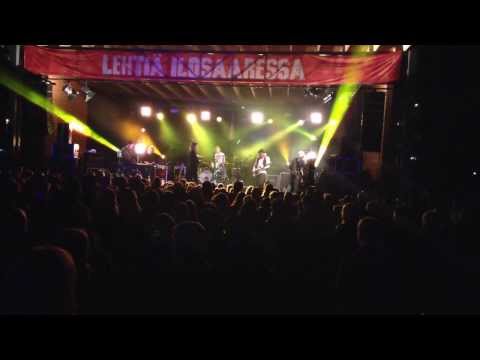 Pariisin Kevät -live