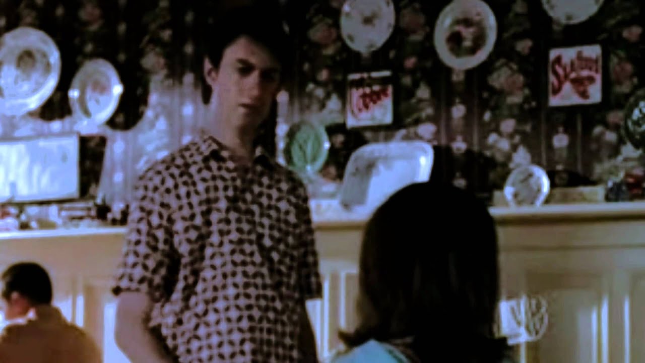 Creeps Me Out Kirk/Lulu YouTube