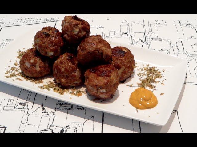 COZINHA RÁPIDA ALMÔNDEGA AO FORNO