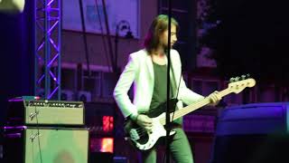 Csabai Nyár A Főtéren Ivan And The Parazol