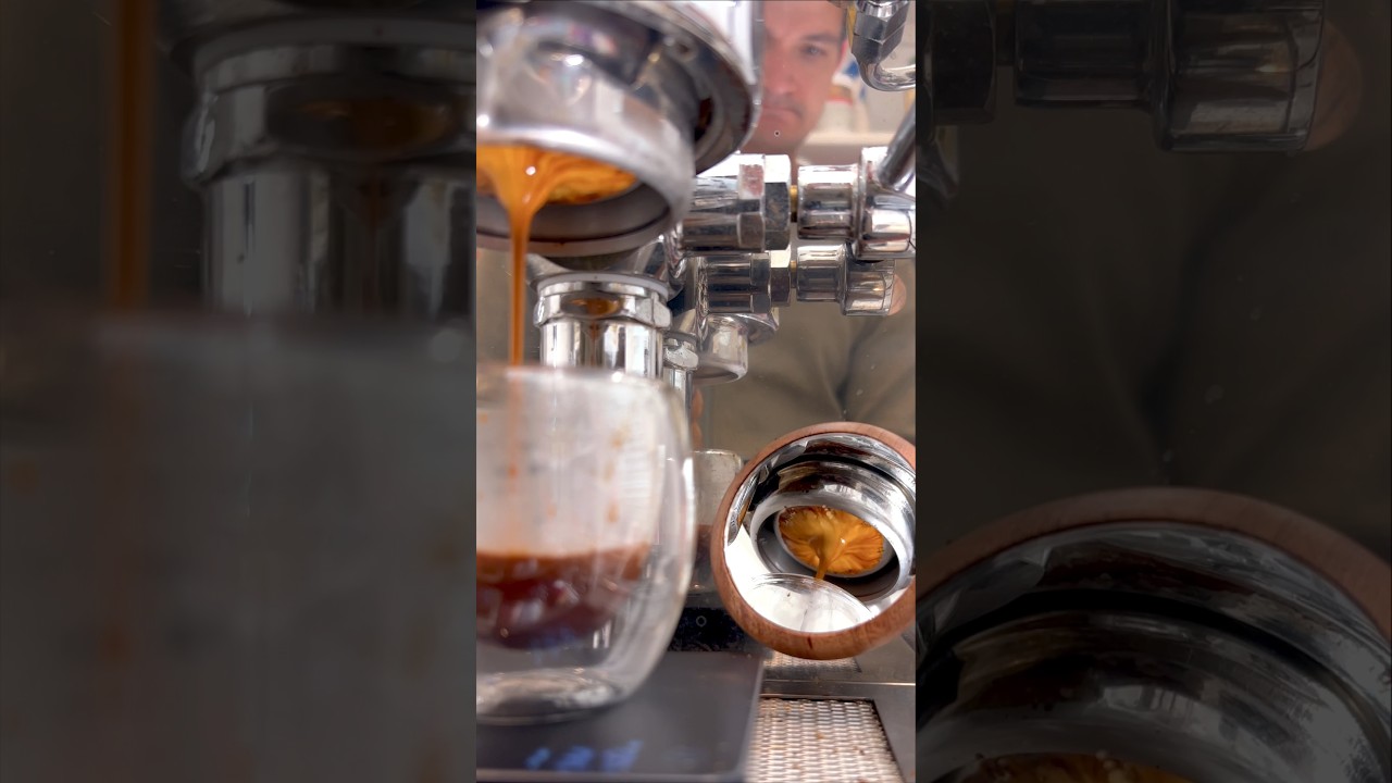Awesome espresso shot & latte before work! #asmr #espresso #latteart #barista