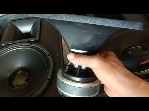 Video Ngọc đua xin giới thiệu với các bác mẫu loa JRX bat 30... - youtube