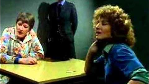 On the Inside - Lynne Hamilton (Theme from 