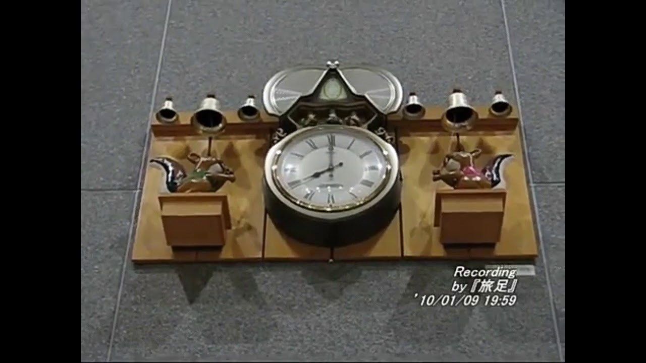 seiko puppet clock re515b closed up from my livestream - YouTube