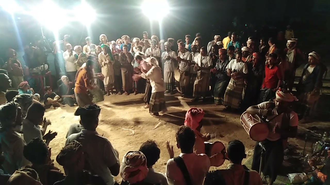 دحيفه في زواج الصهور عمر ومحمد أبناء العم حمد باسالم باكردس بقريه رحاب وادي دوعن بتاريخ 11~8~2021