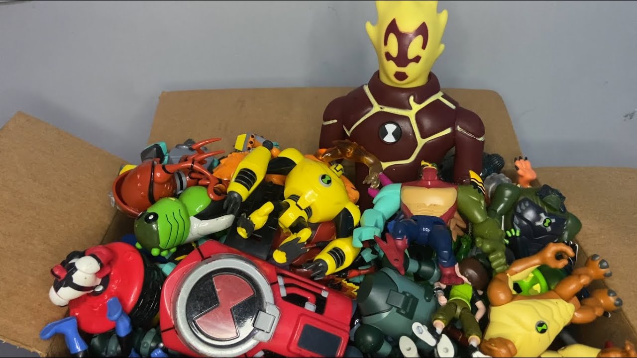 MEGA UNBOXING DE BONECOS DISPONÍVEIS DO BEN 10 !!!