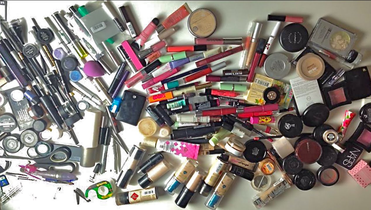 DECLUTTER MY MAKEUP COLLECTION [PART 1]